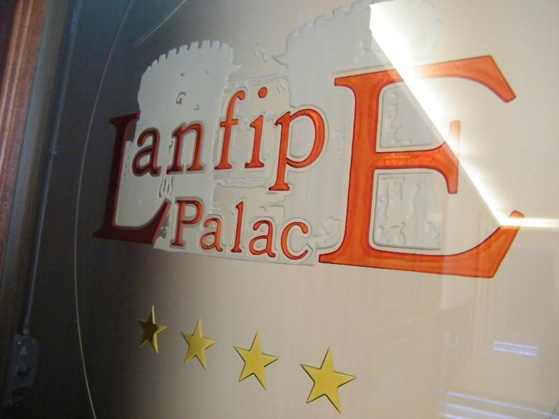 Hotel Lanfipe Palace Napoli Bagian luar foto