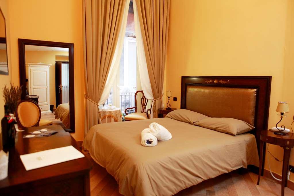 Hotel Lanfipe Palace Napoli Ruang foto